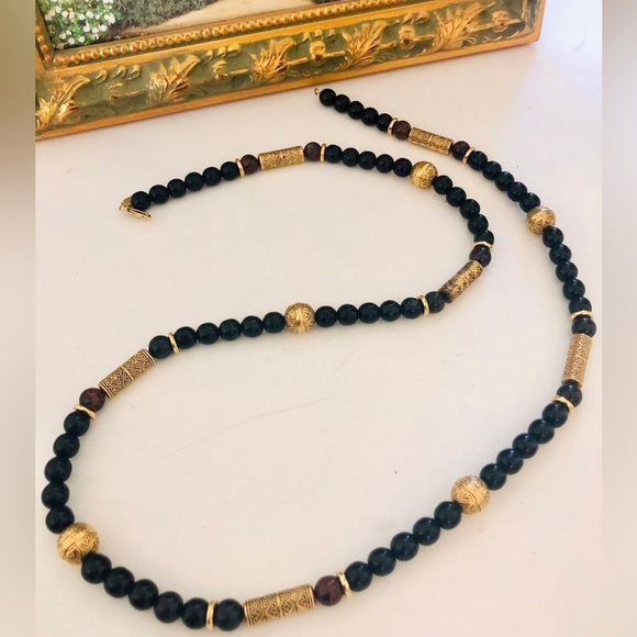 Beautiful 1928 Black Glass necklace - Picture 11 of 11